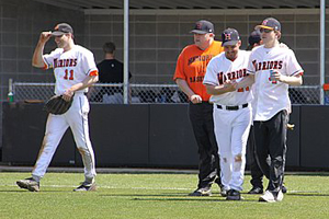 2009 alumni game6_300x200.jpg